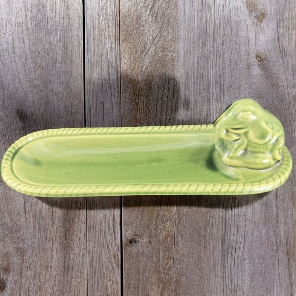 Green Ceramic Elongated Trinket Dish Tray With An Elephant Pottery Tray Dish VTG